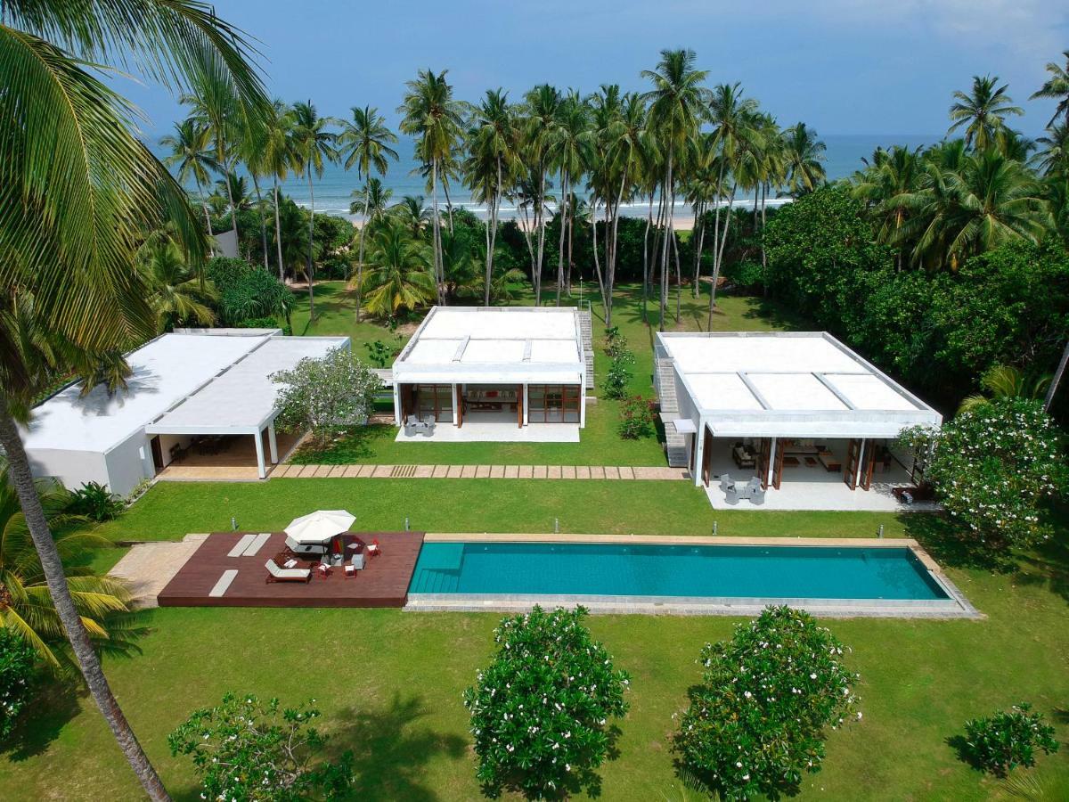 Bentota No 1 Villa ภายนอก รูปภาพ